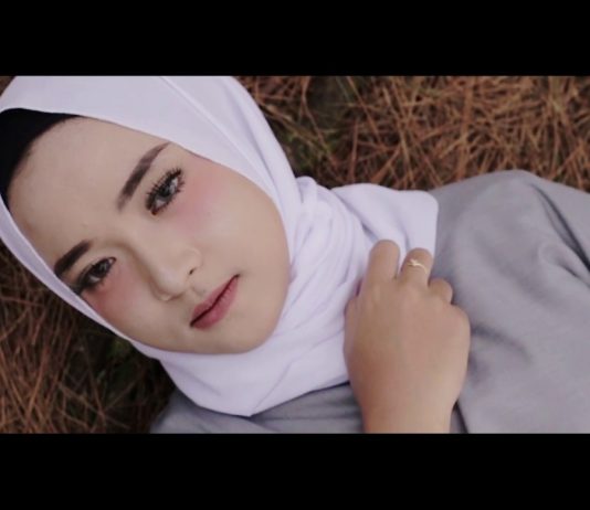Lirik Selawat Ya Asiqol Mustofa Versi Nissa Sabyan
